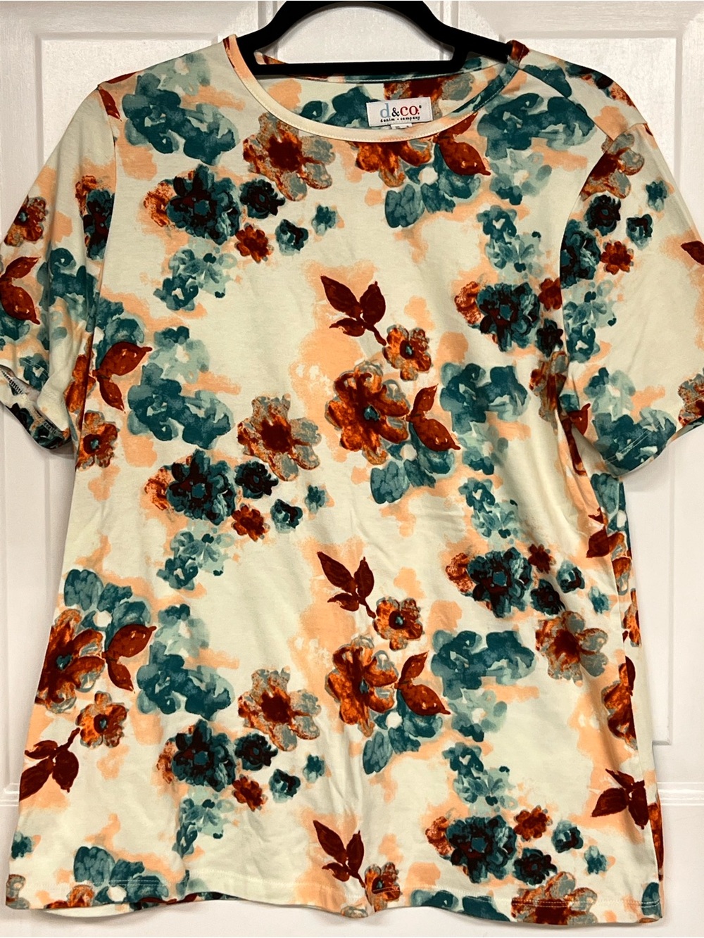 Denim&Co Cream Floral Short Sleeve Tee with Teal & Rust Blooms